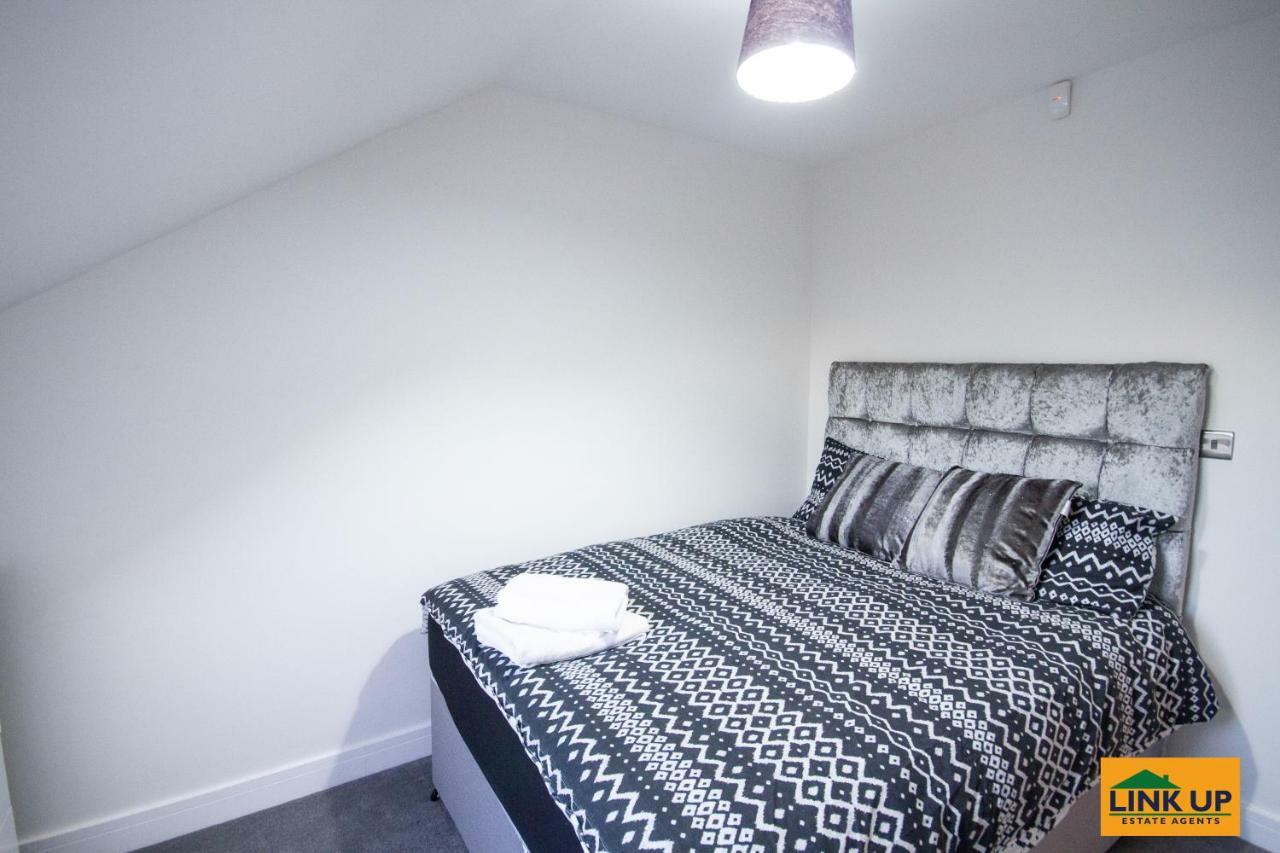 Holden Court Apartments - Apt 6 West Drayton  Eksteriør billede